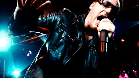 La un pas de tragedie: un bărbat înarmat a intrat la concertul U2 de la Stockholm. Ce s-a întâmplat la scurt timp după