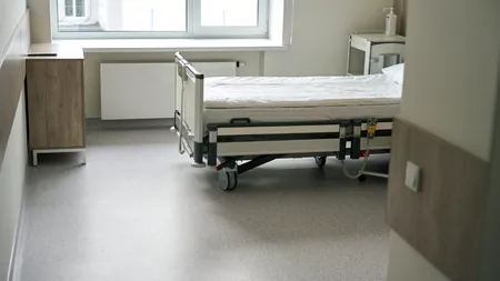 Anchetă la un spital din Cluj-Napoca, după ce o mamă, internată cu bebelușul de 2 luni, a rămas îngrozită de condiții