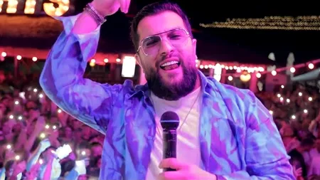 Sute de elevi din Sibiu au cântat şi l-au ovaţionat pe Tzancă Uraganu la Balul Bobocilor. Director liceu: 