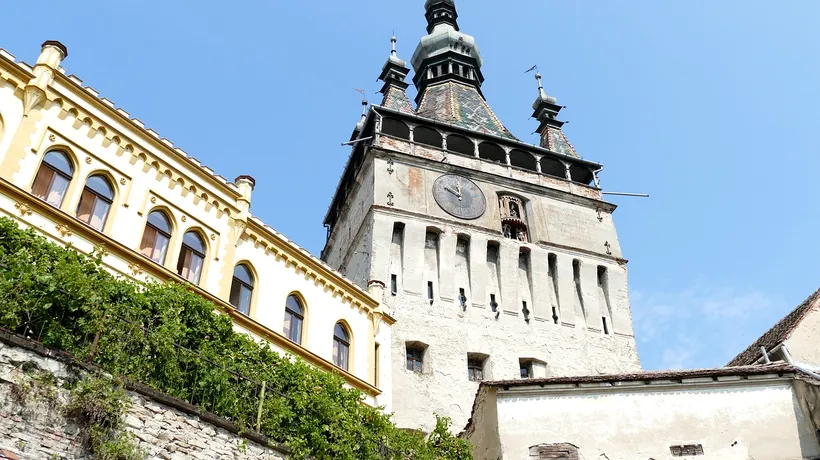 Un impresionant monument istoric din România intră în renovare. Clădirea, aflată în ruina, readusă la viață ca simbol al unui oraș medieval