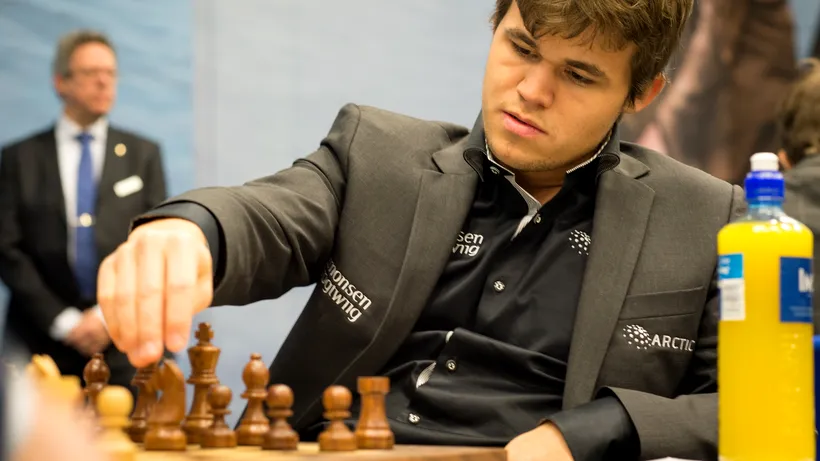 Kasparov: Magnus Carlsen a dominat lumea șahului timp de un deceniu. Orice listă ai face, e în top cinci în orice fel de combinație