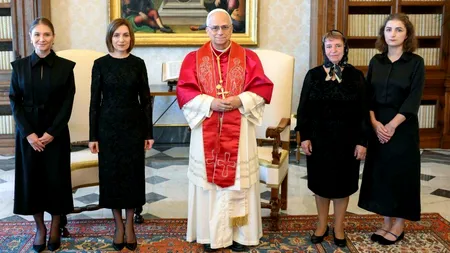 SCANDAL în Moldova. Maia Sandu și-a luat mama și sora în vizită la Papa. Principala acuză: au călătorit pe banii statului. Ce răspunde Președinția