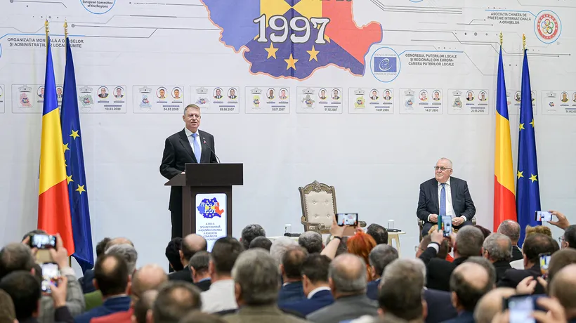 Klaus Iohannis, către primarii din țară: Risipa banilor publici trebuie stopată definitiv