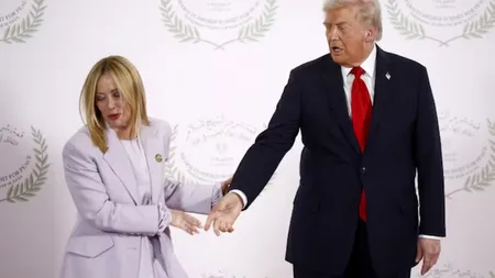 Giorgia Meloni, unul dintre aliații-cheie ai lui Trump în Europa, se distanțează de președintele SUA în încercarea de a-și salva scaunul de premier