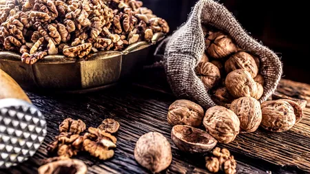 NUCILE românești, valoroase și la mare căutare. O tonă de miez de nucă, de 6 ori mai scumpă în România comparativ cu alte țări europene