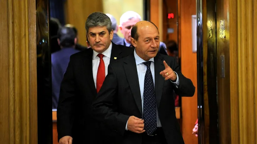 PMP fuzionează cu UNPR. Băsescu: „Oprea rămâne cu onoarea