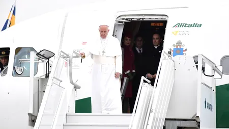 Gabriela Firea anunță vizita în România a Papei Francisc. Biserica Catolică o contrazice: „Nu s-a stabilit nimic