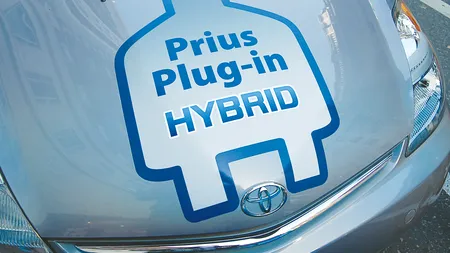 Toyota a lansat în România modelul Prius Plug-In Hybrid