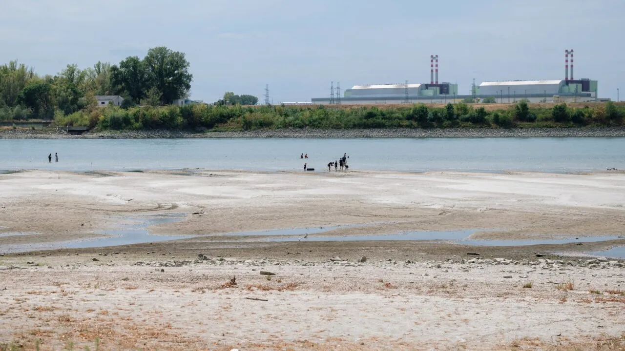 Ungaria repornește un reactor al centralei Paks după creșterea nivelului Dunării