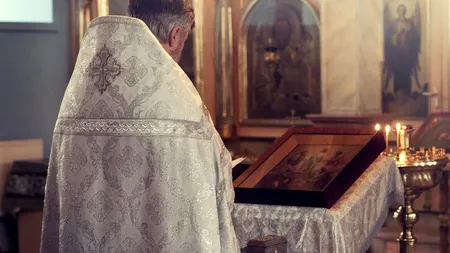 Preot condamnat după ce a tras de urechi un elev la ora de religie