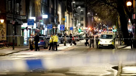 Focuri de armă într-o biserică catolică din Londra. O fetiță de 7 ani se află în stare critică