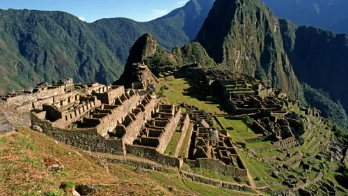 Ce măsuri au luat autoritățile din Peru, după ce turiștii au folosit Machu Picchu pe post de toaletă publică