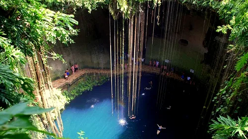 Top 7 cele mai spectaculoase piscine naturale din lume