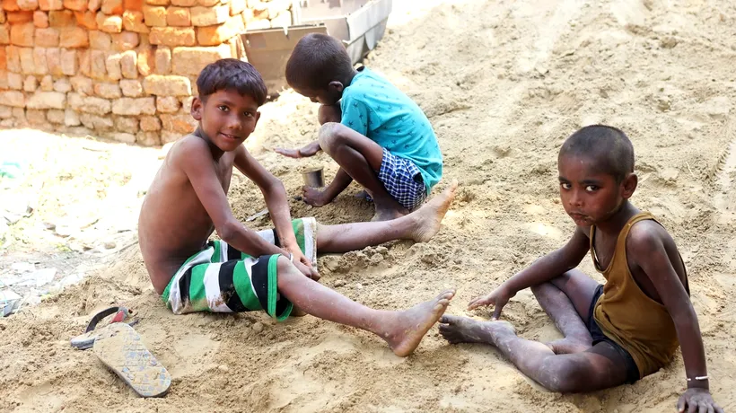 „Orfanii COVID”, noua urgență națională a Indiei. Mii de copii nu mai au părinți și ar putea fi vânduți: „I s-au cerut 7.000 de dolari pentru un copil”