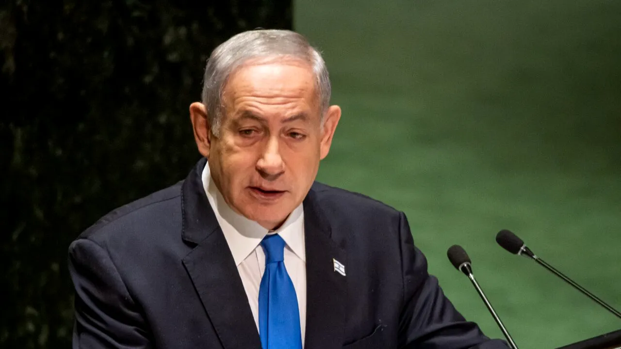 Mai mulți foști oficiali din Shin Bet și Mossad i-au cerut lui Donald Trump să îl OBLIGE pe Benjamin Netanyahu să oprească războiul din Gaza