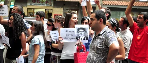 Proteste violente în fața consulatului ungar din Erevan, drapelul Ungariei fiind incendiat: Ungurii și-au vândut onoarea și conștiințele Azerbaidjanului precum o prostituată