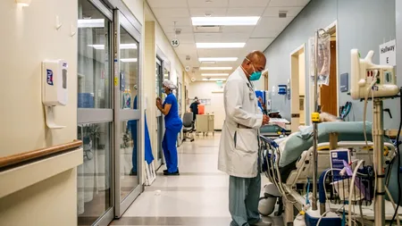 Studiu: Varianta Delta dublează riscul de spitalizare cu Covid-19, în comparație cu tulpina Alfa