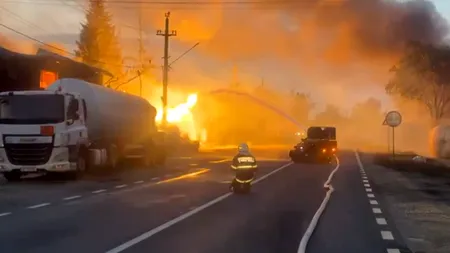 UPDATE | Explozie la o stație GPL din Crevedia. Doi morți, 56 răniți, 7 în stare gravă, inclusiv pompieri. Victime transferate în Belgia și Italia