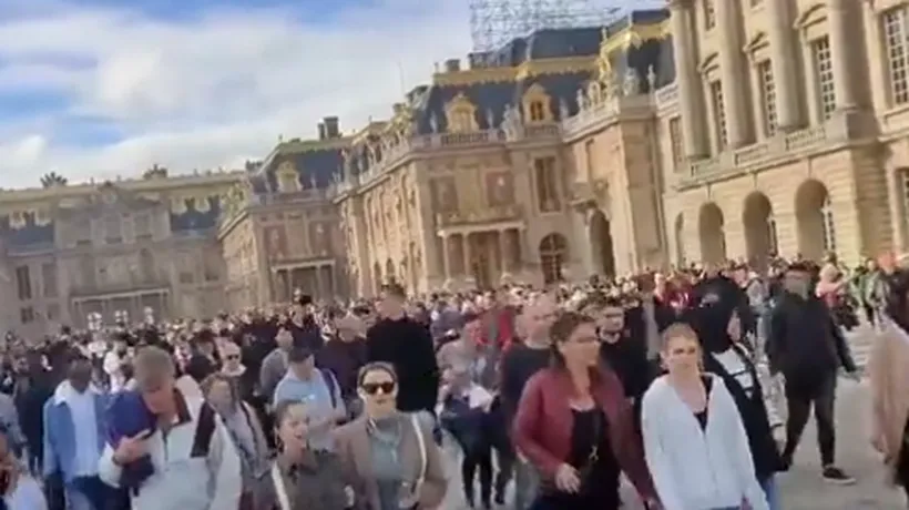 VIDEO. Amenințare cu bomba la Palatul Versailles. Circa 2.000 de persoane au fost evacuate „din motive de securitate”