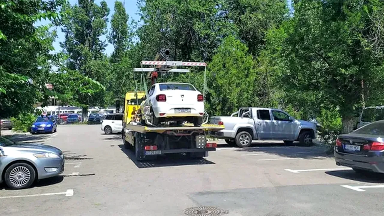 Metoda prin care un turist a încercat să evite plata parcării în Mamaia. Poliția Locală i-a ridicat imediat mașina