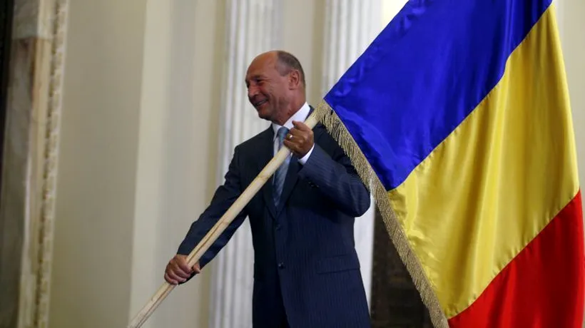 Gafă tehnică la Cotroceni: Băsescu și-a transmis public mesajul de Ziua Imnului cu o lună mai devreme. UPDATE