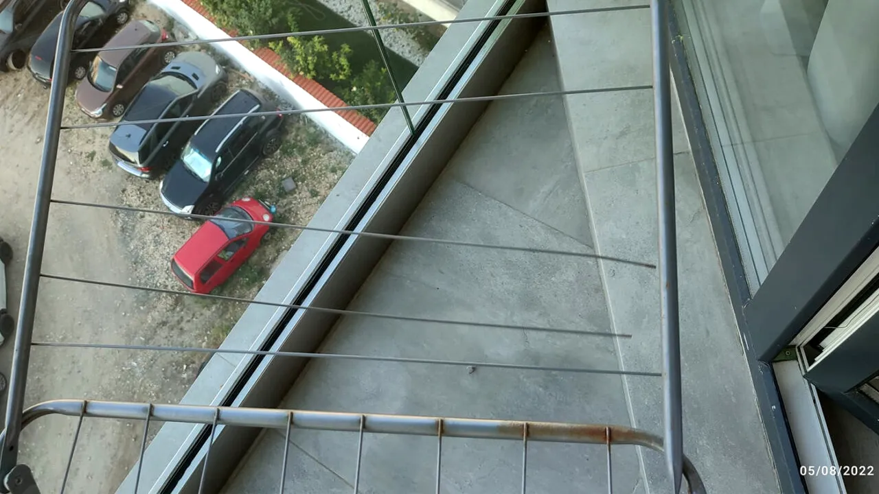 Așa arată un apartament de 650 lei/noapte în Mamaia! Imagini bulversante realizate de o turistă dezamăgită