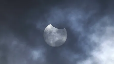 Ce evenimente astronomice nu trebuie ratate, în 2026. Sunt de văzut eclipse, superluni și ploi de meteoriți