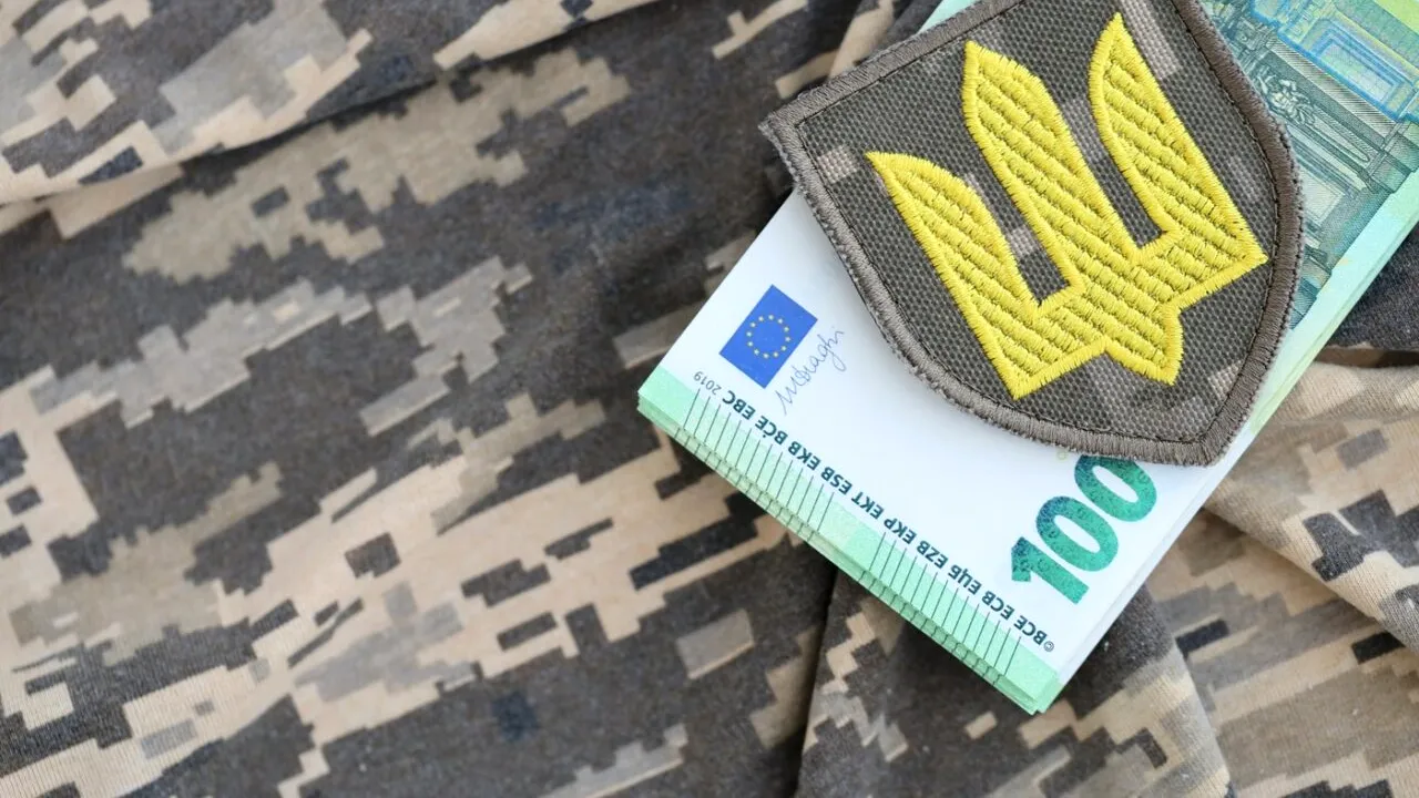 Bloomberg: UE ia în considerare înființarea unui fond de 100 de MILIARDE de euro pentru a sprijini Ucraina