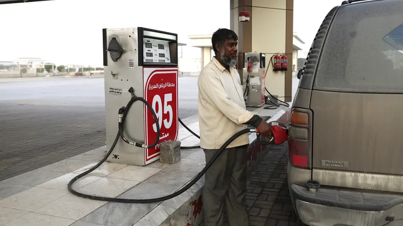 Arabia Saudită plafonează prețul carburanților. Cât costă un litru de benzină acasă la cel mai mare exportator mondial de petrol
