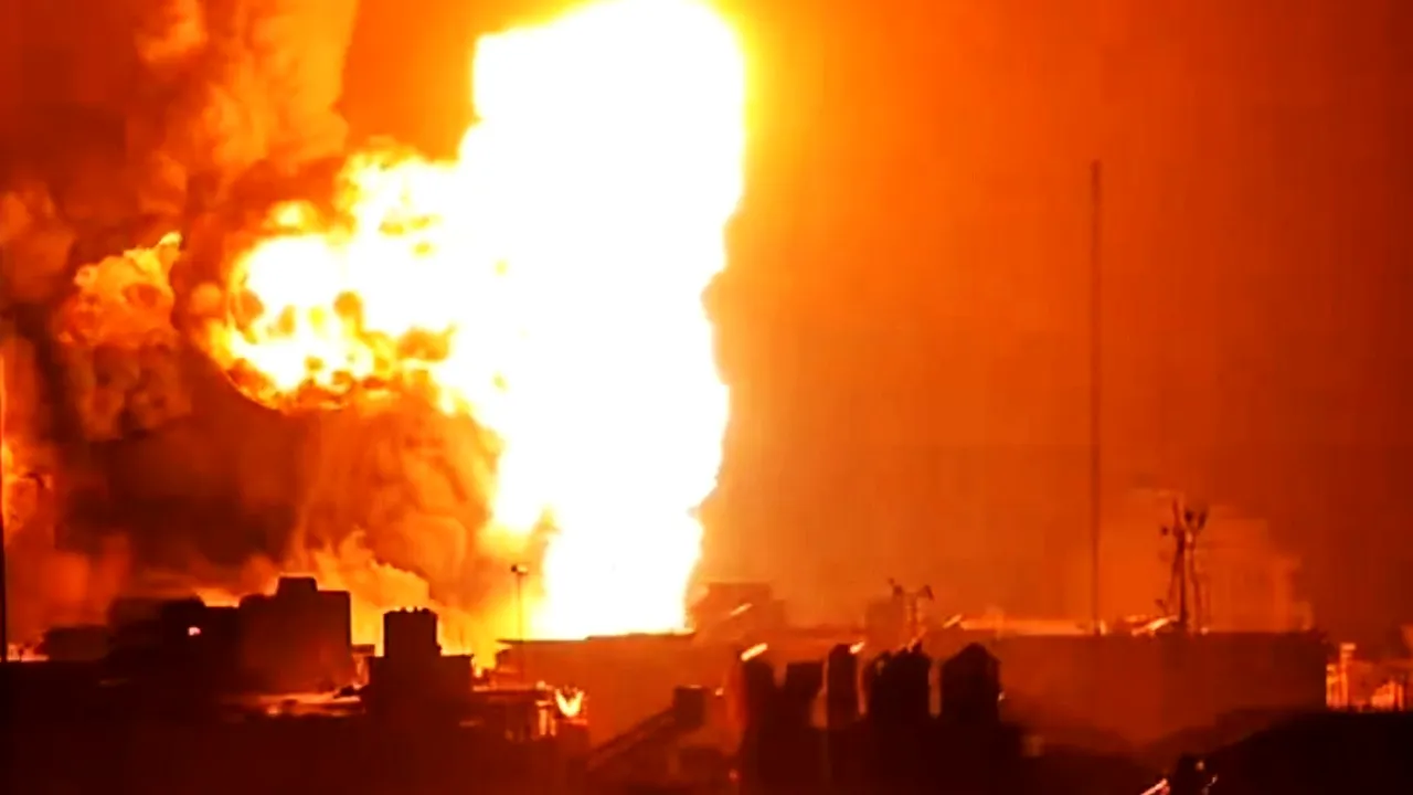 Lupte în Orient, ziua 14: Un avion al SUA de realimentare Boeing KC-135 Stratotanker s-a prăbușit în Irak. Explozii la Dubai după un atac Iranian