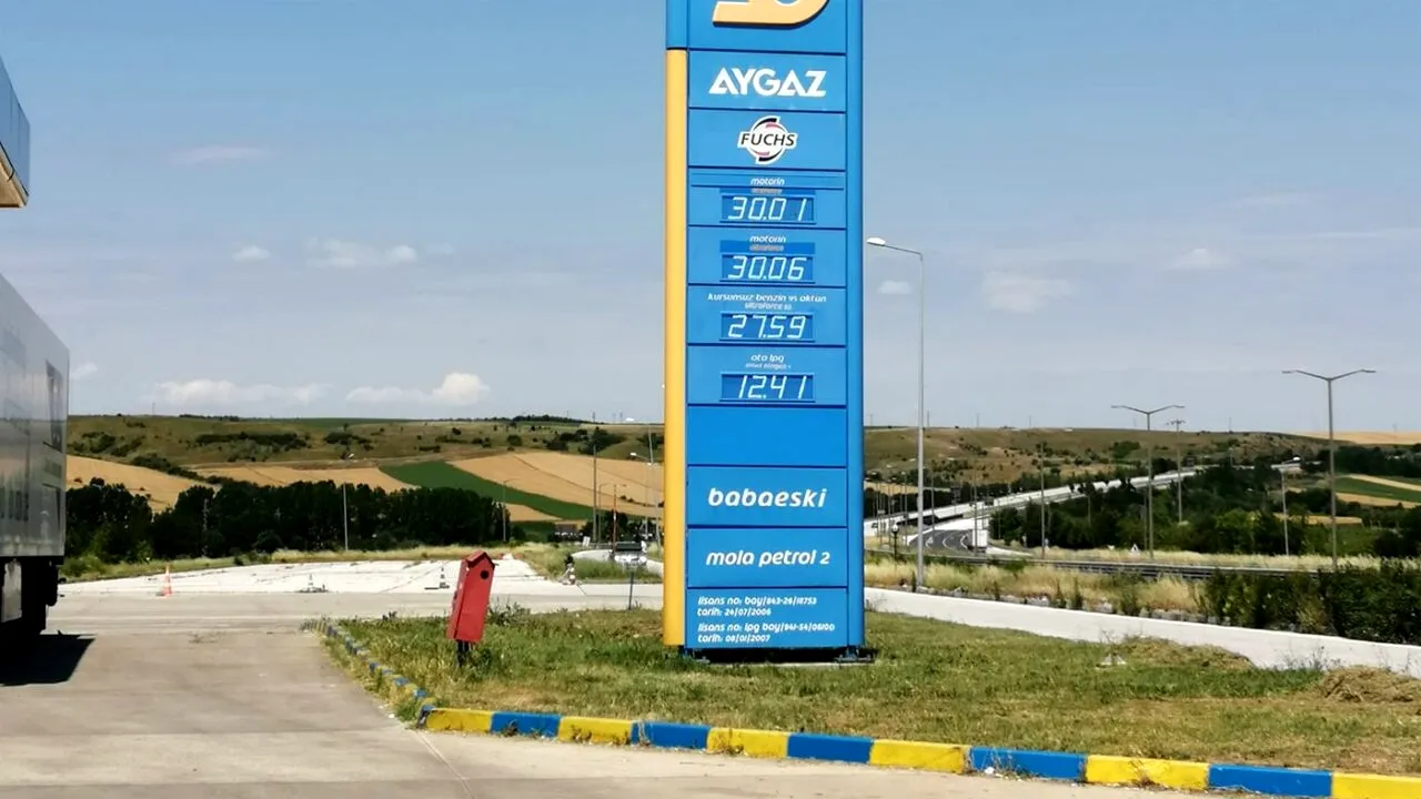 Românii au crezut că e o eroare! Câți lei costă 1 litru de motorină, benzină și GPL în benzinăriile din Turcia