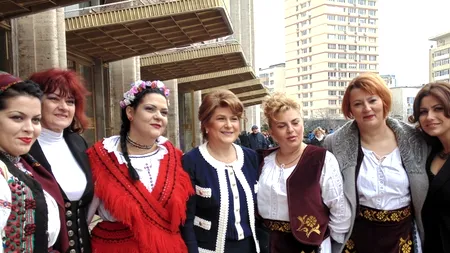 Femeile din PSD cer sancționarea europarlamentarului Cătălin Ivan, după un incident în care a fost implicat și Liviu Dragnea. Ieri, Ivan a fost dat în direct afară de la șefia grupului PSD în PE