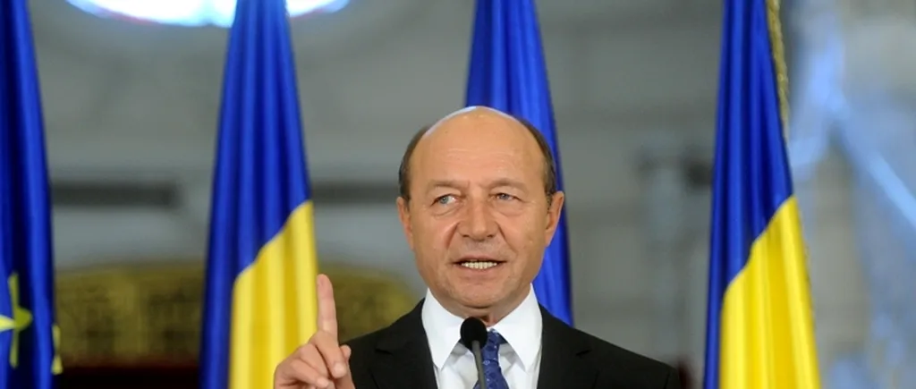 Băsescu: Nu ați vrea cu ocazia referendumului de demitere să faceți și referendum pentru Parlament unicameral cu 300 de membri?