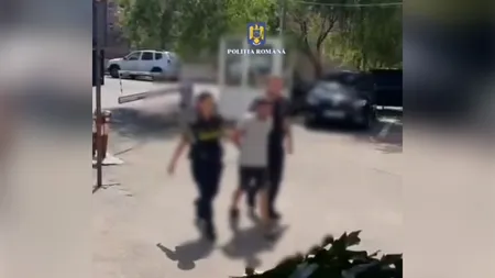 Polițiștii din București au reținut un SPĂRGĂTOR de RETROVIZOARE. Autorul a vandalizat o întreagă parcare