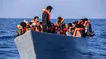 The Telegraph: Peste 50.000 de migranți ilegali și infractori străini au dispărut din evidențele autorităților britanice