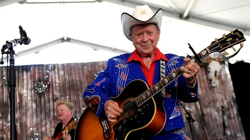 Un cunoscut cântăreț de muzică country a murit la vârsta de 94 de ani