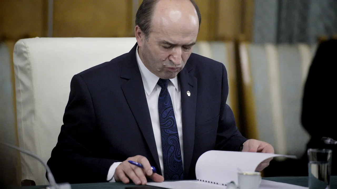 Toader dă drumul comisiei de verificare a arhivei SIPA și are situația certificatelor ORNISS ale celor care au intrat