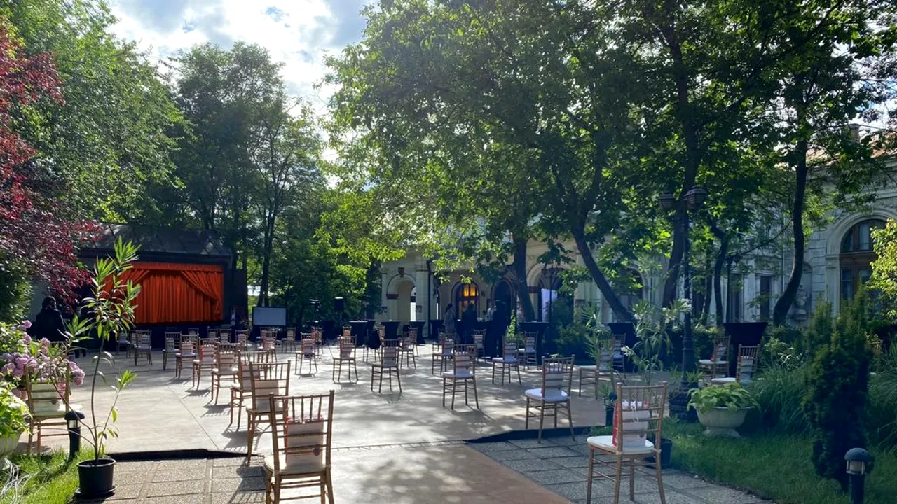 În plină criză, un ”Teatru Regal” ia naștere la Palatul Bragadiru: „Cultura e grav lovită, iar actorii mor de foame”