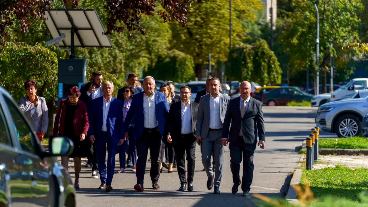 Ministrul DIGITALIZĂRII a depus semnăturile la Biroul Electoral, pentru un nou mandat de deputat: Cu încrederea celor 35.000 de bistrițeni