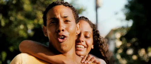 Actorii cubanezi fugari, protagoniști ai filmului premiat la Festivalul Tribeca, vor cere azil politic