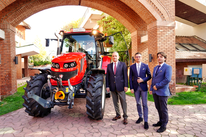 IRUM Reghin a lansat tractorul românesc TAGRO