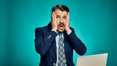 Avertisment crunt pentru cei care stau prea mult pe scaun. Crește riscul de DEMENȚĂ. Ce sfaturi dau specialiștii?