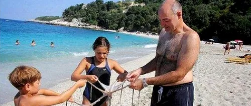 Aflat în vacanță în Grecia, un american a prins și mâncat o caracatiță. Când au văzut imaginile, oamenii de știință s-au cutremurat