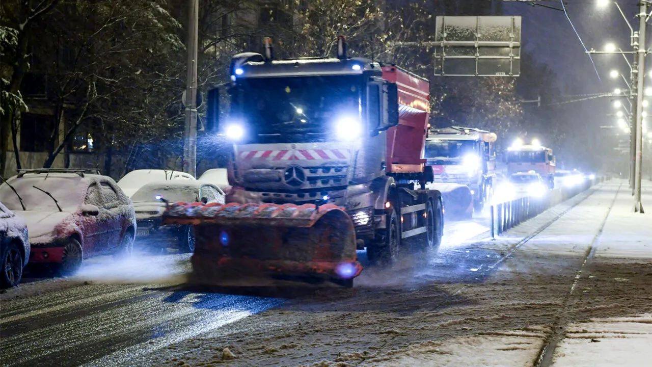Meteorologii Easeweather anunță o iarnă cum n-a mai fost în România. Câte zile ninge în București