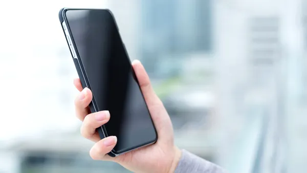 Cum să-ți păstrezi smartphone-ul în stare perfectă ani de zile. Explicațiile unui expert în tehnologie