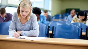 Definitivat 2025. Rata de participare la proba scrisă: 93,2%. Nouă candidaţi au fost eliminaţi din examen