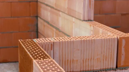 Bloomberg: Criza imobiliară din Europa abia începe