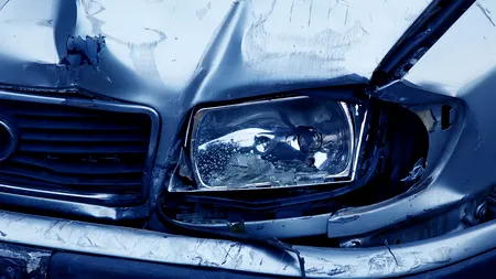 Un bătrân din Argeș a furat o mașină și apoi a murit într-un accident inexplicabil