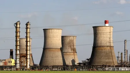 Petrolul iranian va fi prelucrat în România