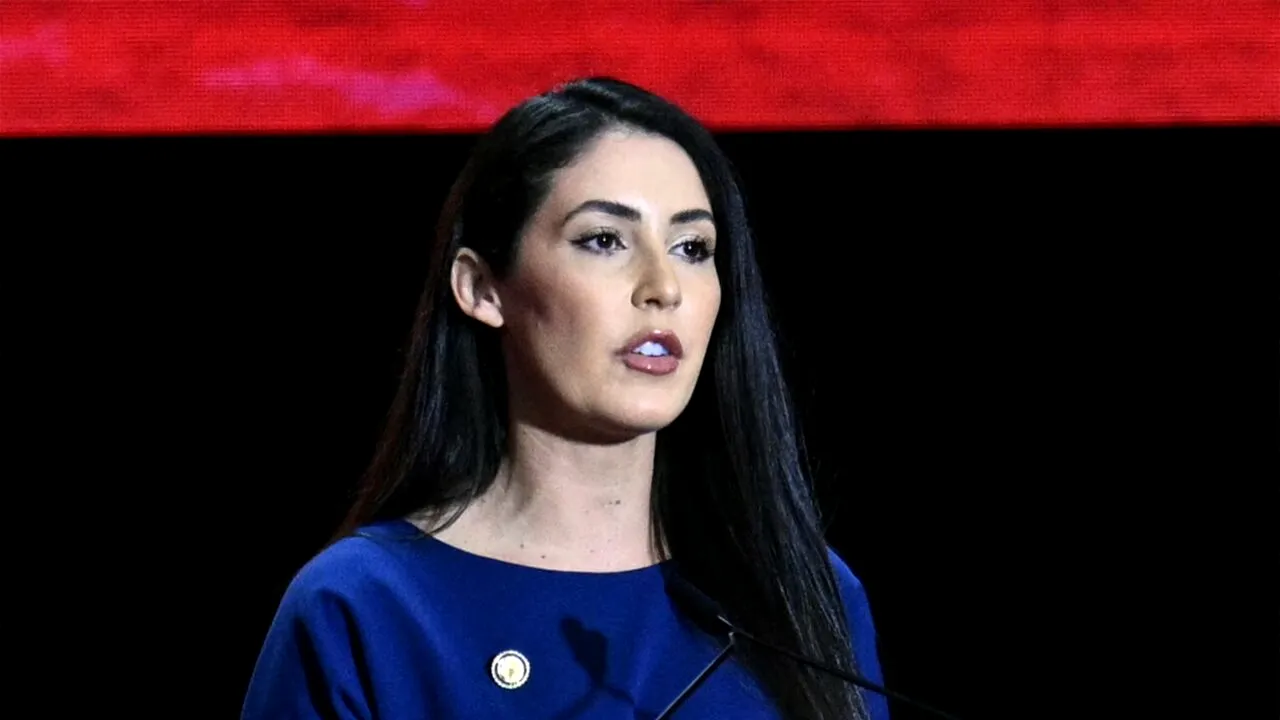 O membră a Congresului SUA, Anna Paulina Luna, a publicat raportul despre asasinarea președintelui Kennedy. Dosarul a fost primit din Rusia